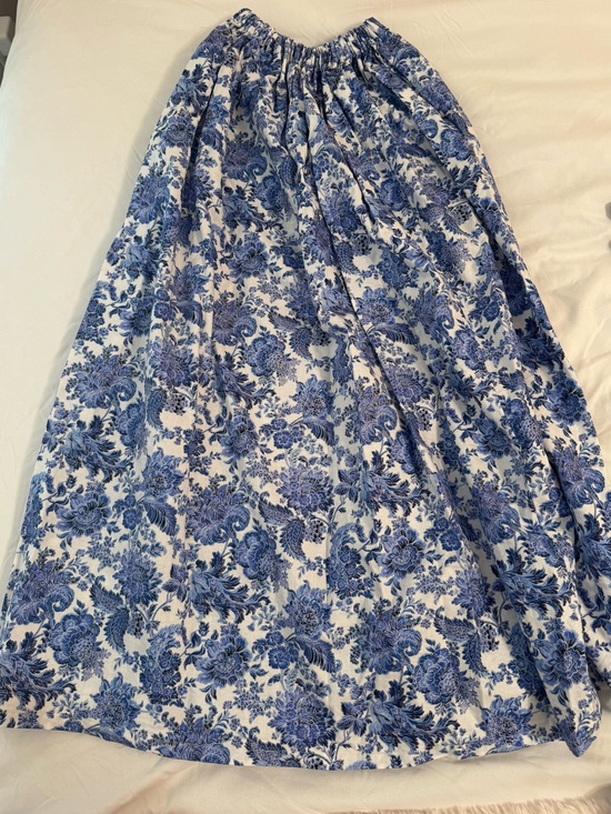 Sweaters - Blue Floral Maxi Skirt - Women's Elegant Print